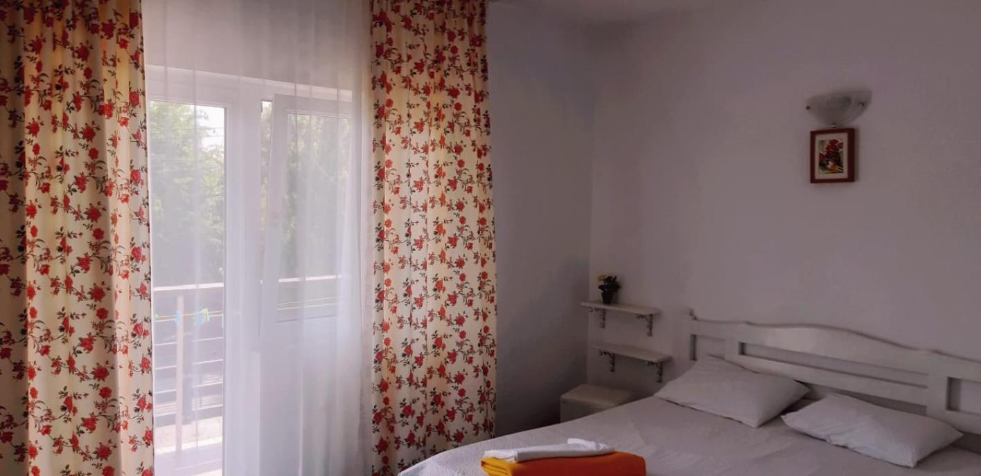 Hotel Vila Trandafirilor Costineşti Exteriér fotografie